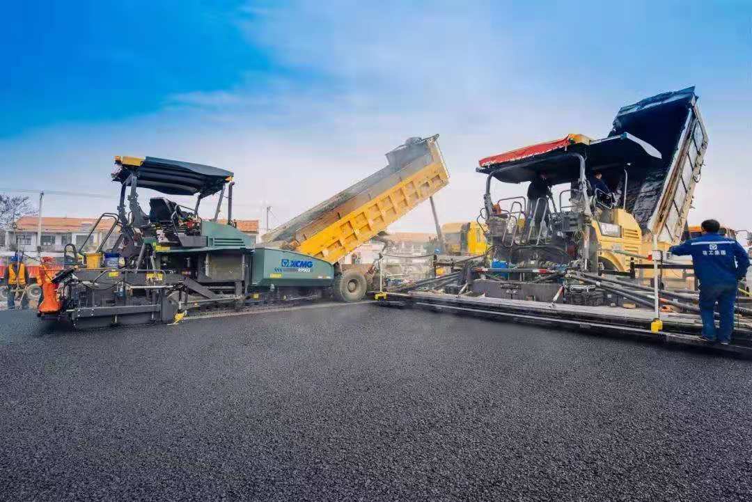 振動壓路機振動系統(tǒng)排除故障方法